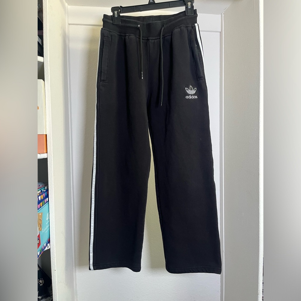 adidas Black Joggers White Three-Stripes and Trefoil Kids Large wide leg relaxed